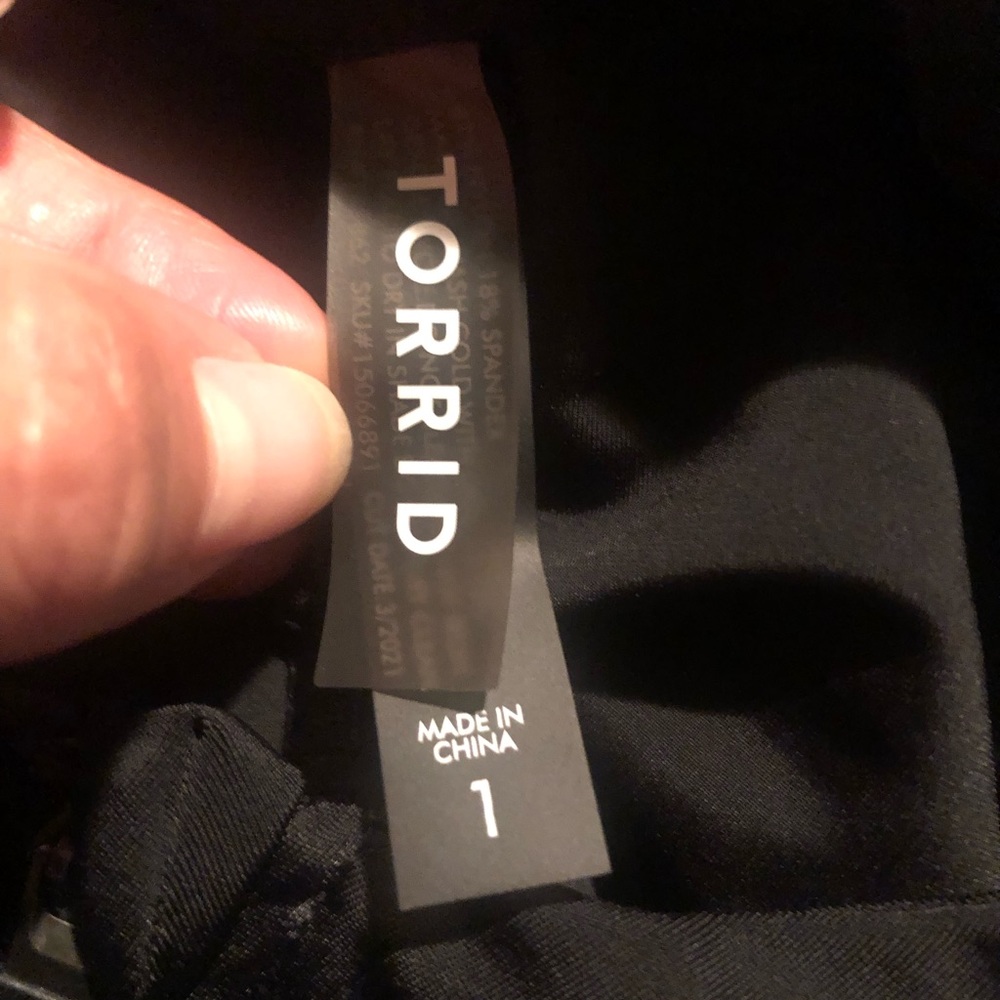 NWOT Torrid Rashguard - Picture 5 of 5